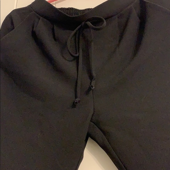 Monteau Los Angeles Drawstring Waist Semi Tapered Black Ankle Pants with Pockets - Picture 7 of 9